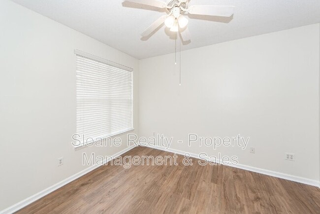 Building Photo - 45 Sycamore Ave