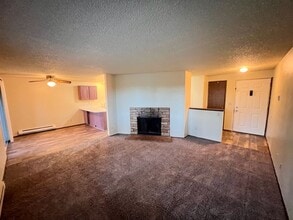 Building Photo - 4905 S Orchard St