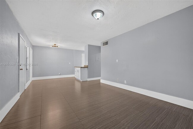 Building Photo - 8701 SW 141st St