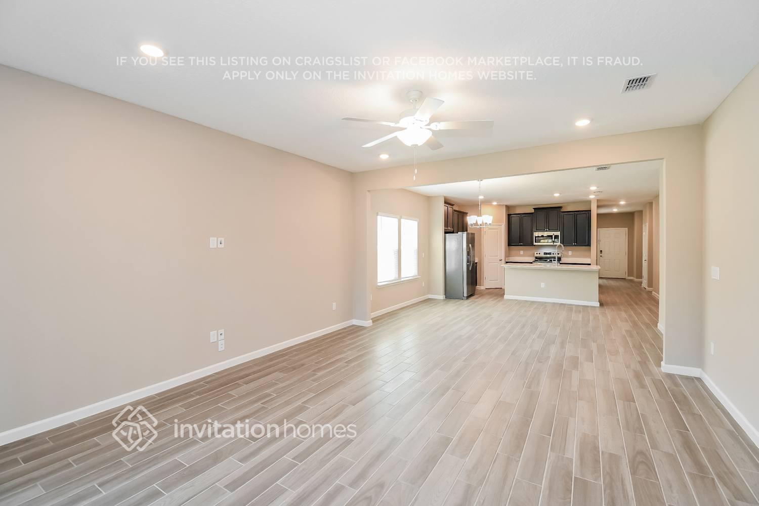 Building Photo - 9883 Lemon Balm Wy