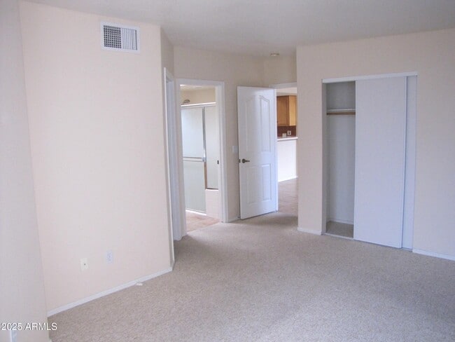 Building Photo - 4651 Desert Springs Trail