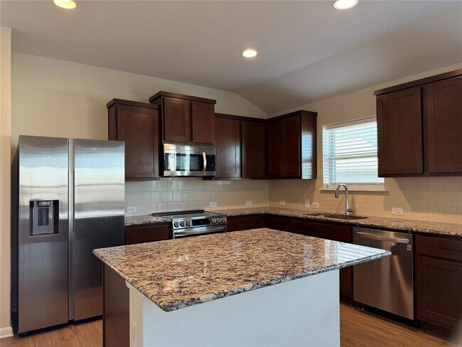 Building Photo - 9712 Grapevine Leaf Dr