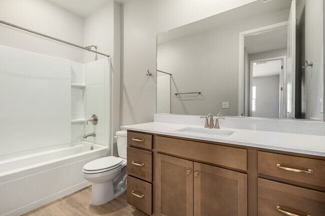 Building Photo - Gilbert Large 5 Bed 4.5 Bath Home with