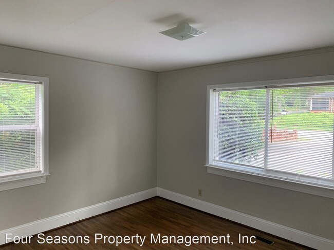 Building Photo - 2 br, 1 bath House - 1306 South Kings Drive