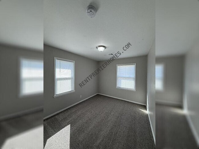 Building Photo - 1133 NW 84th St