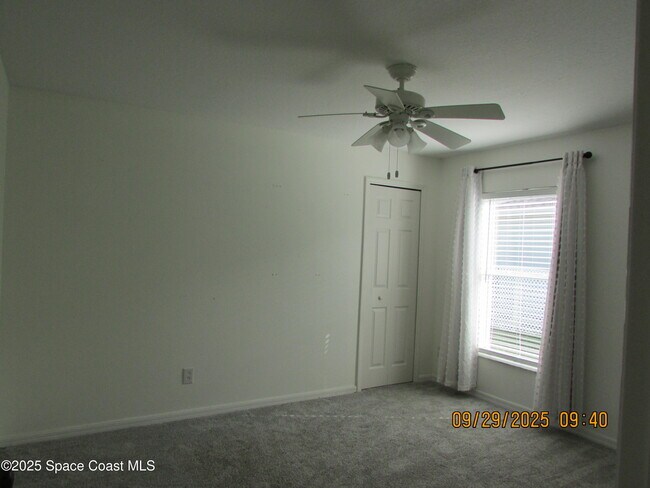 Building Photo - 2070 Tiburon Ln