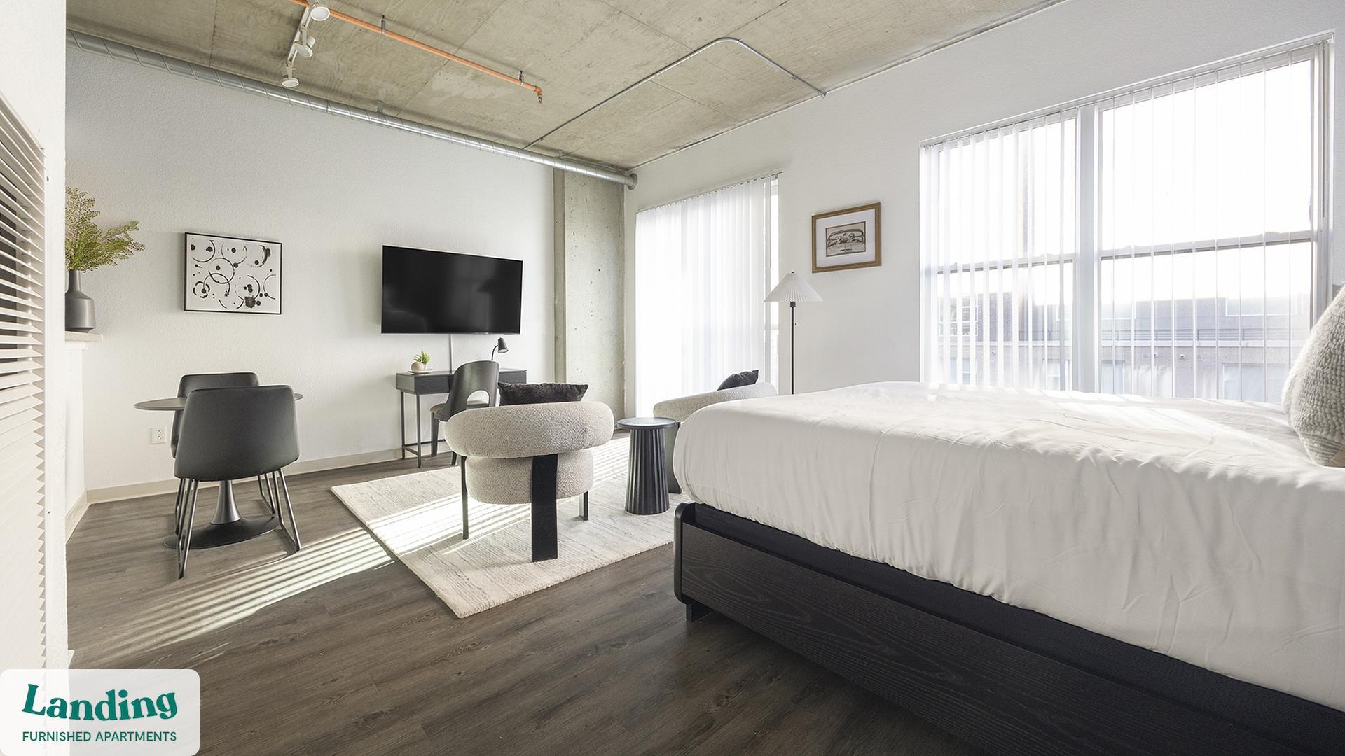 Building Photo - 1451 24th St