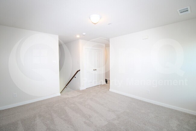 Building Photo - 330 Fire Rock Dr