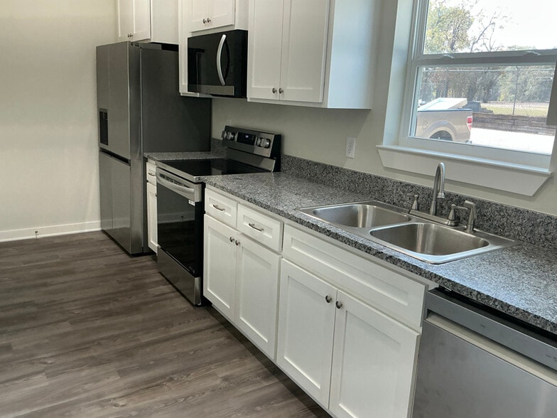 Building Photo - 2602 Seaton St.