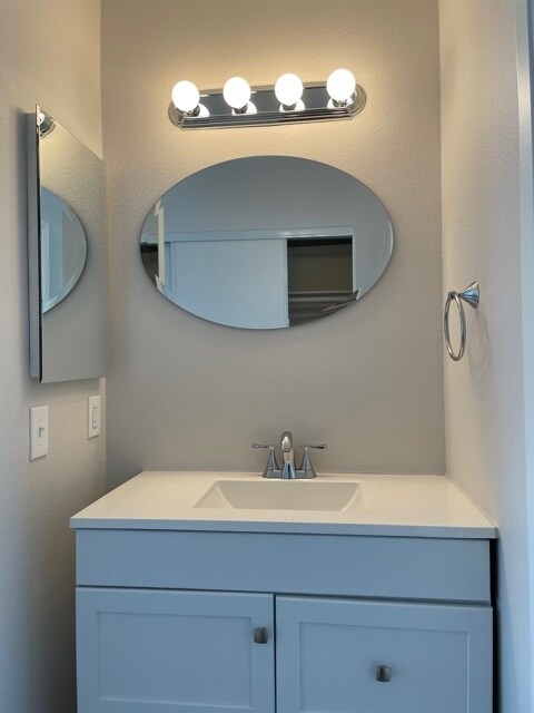 Building Photo - 20235 Keswick St