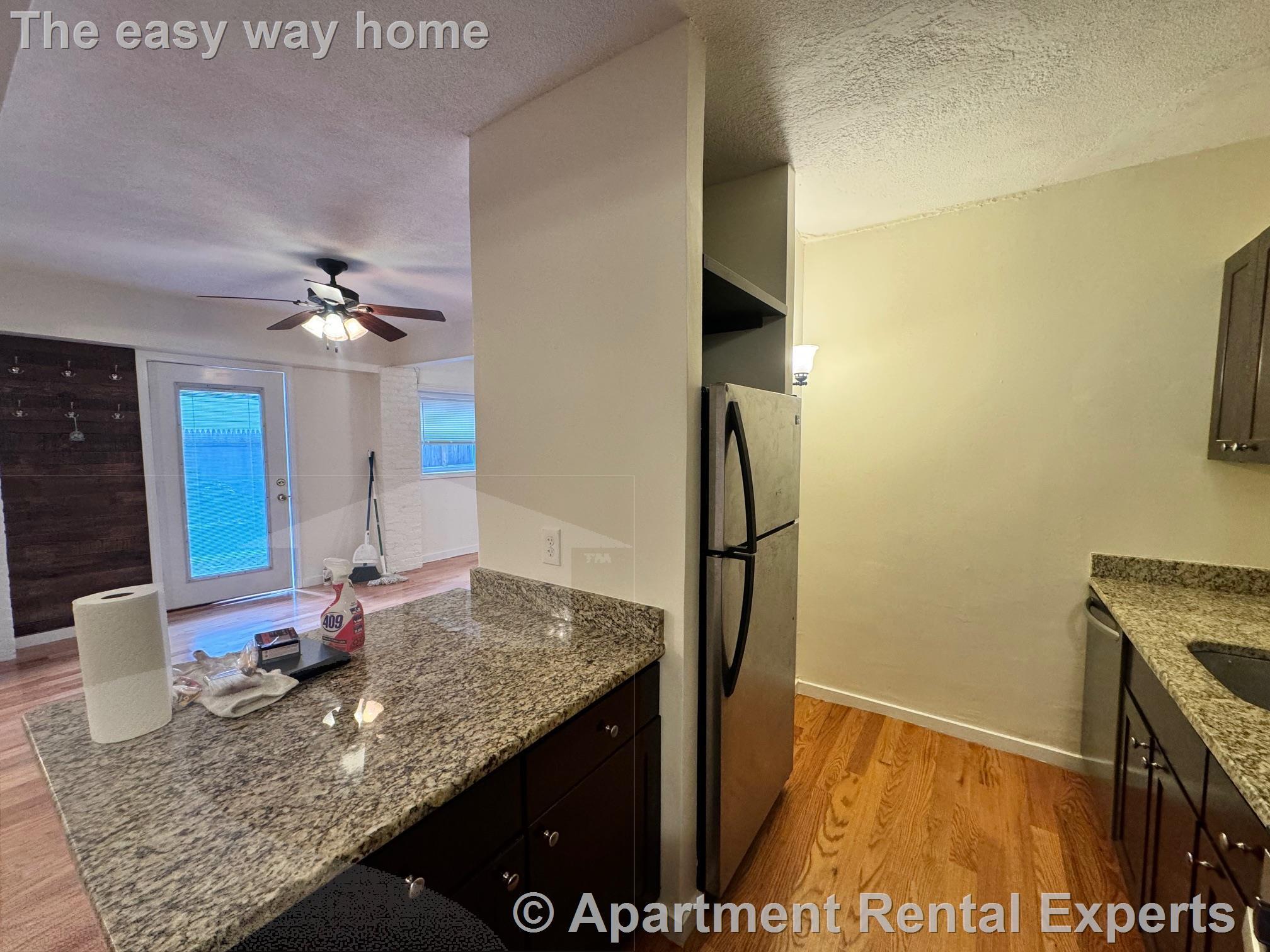 Building Photo - 205 Highland Ave