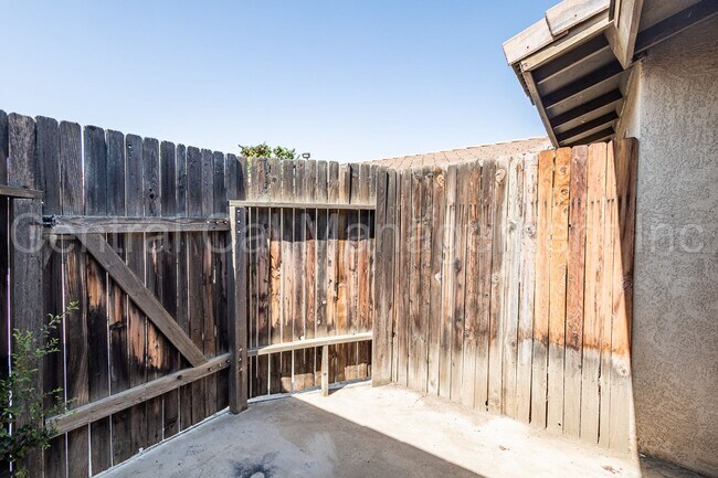 Building Photo - 4201 Kilterbury Ln