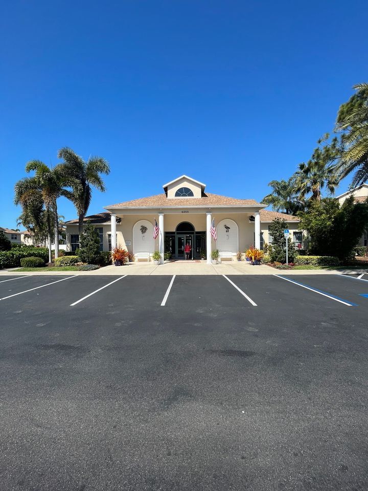 Building Photo - 8389 Wingate Dr