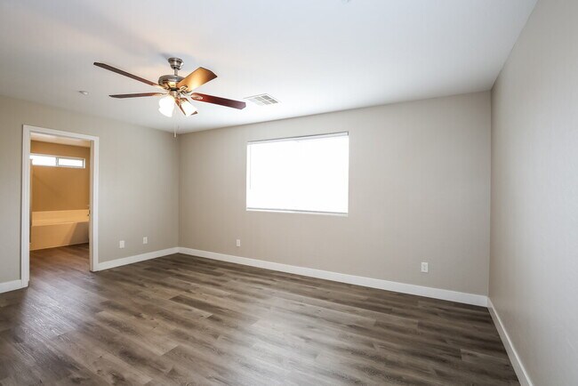 Building Photo - 6213 Rimfire Rock Ct