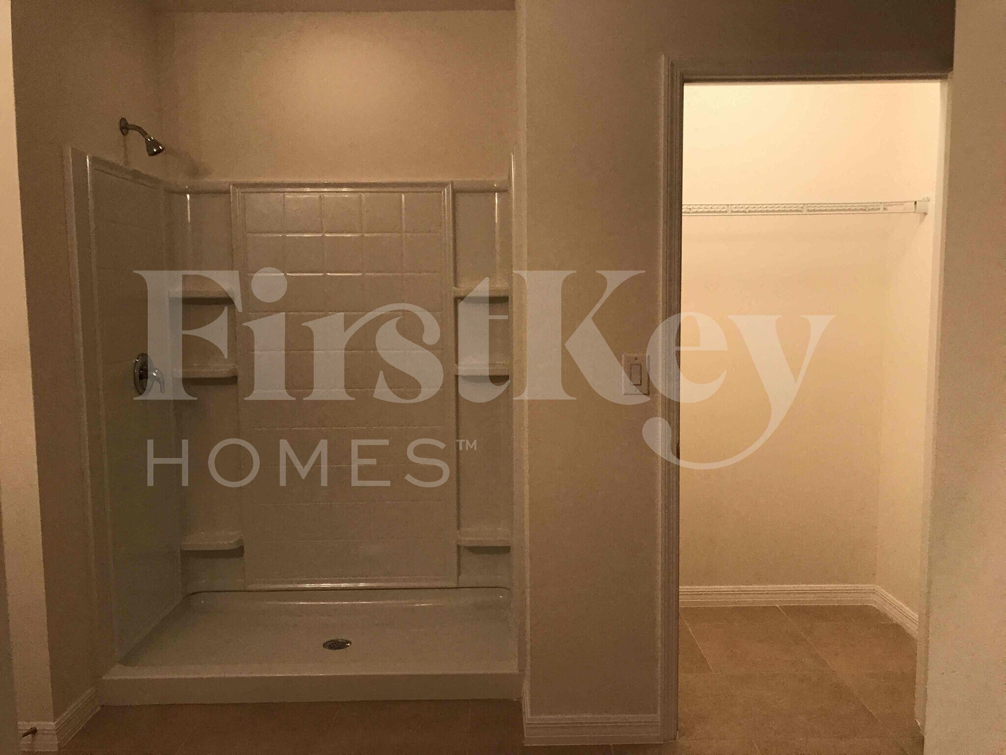 Building Photo - 1609 SW 25th Ln