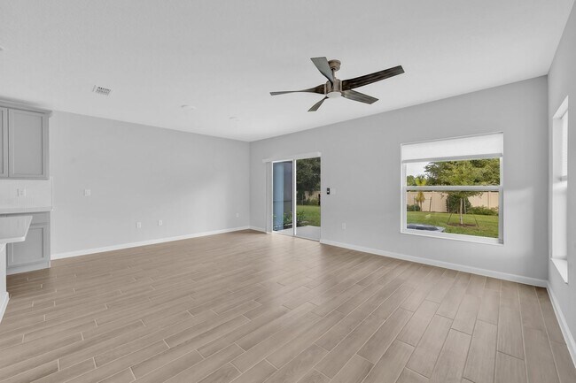 Building Photo - Lake Nona Townhome