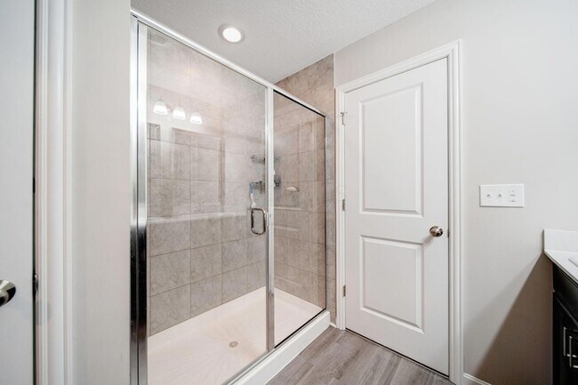 Building Photo - 7181 Fenwick St NW