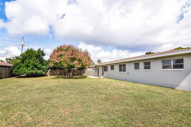 Building Photo - 1354 Whitacre Dr