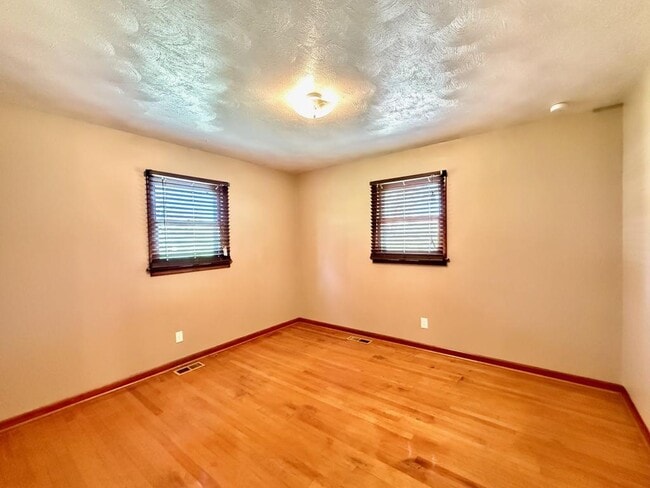 Building Photo - 180 Decatur St