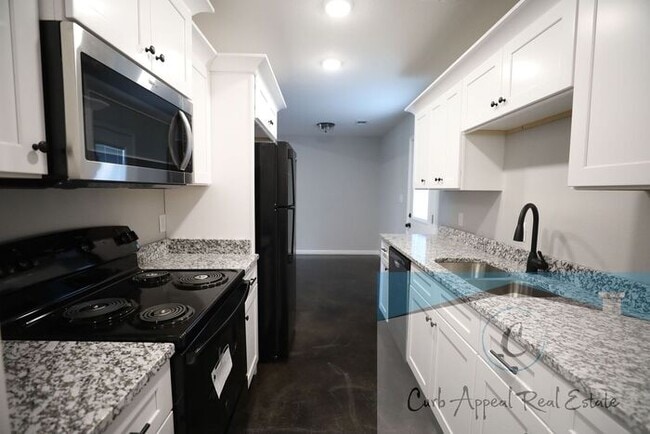Building Photo - Move in special $850!! New construction, beautiful 3 bed / 2 bath home - Brookland!
