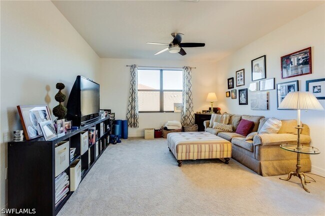 Building Photo - 13755 Luna Dr