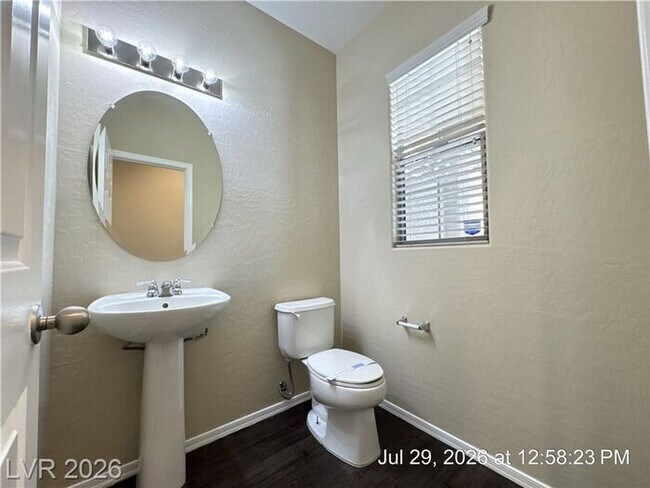 Building Photo - Gated Home with Open Floor Plan, Walk-In Closet & Resort Amenities