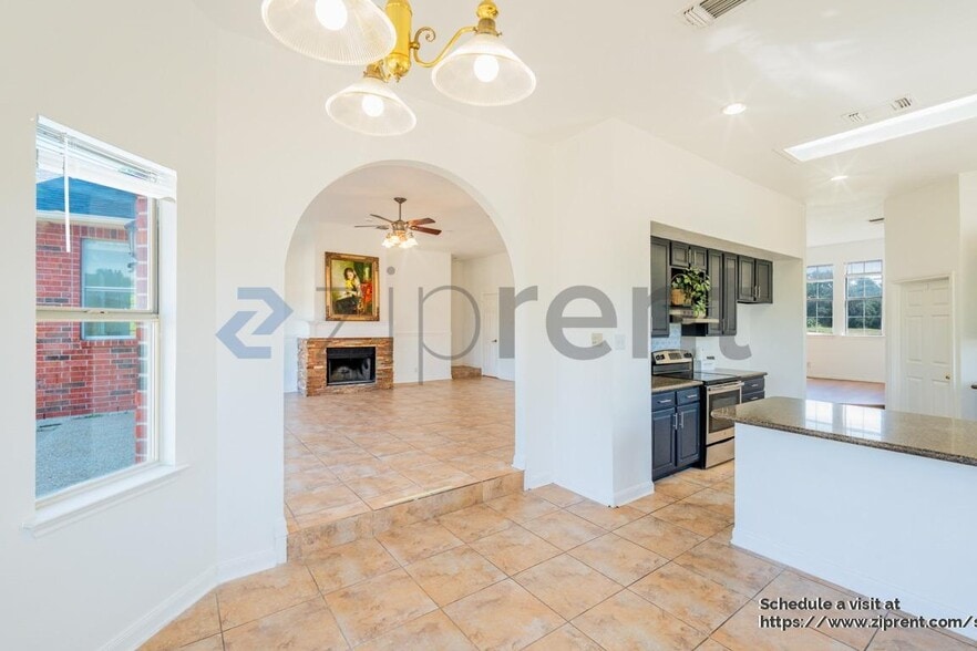 Building Photo - 23613 Grayling Ln