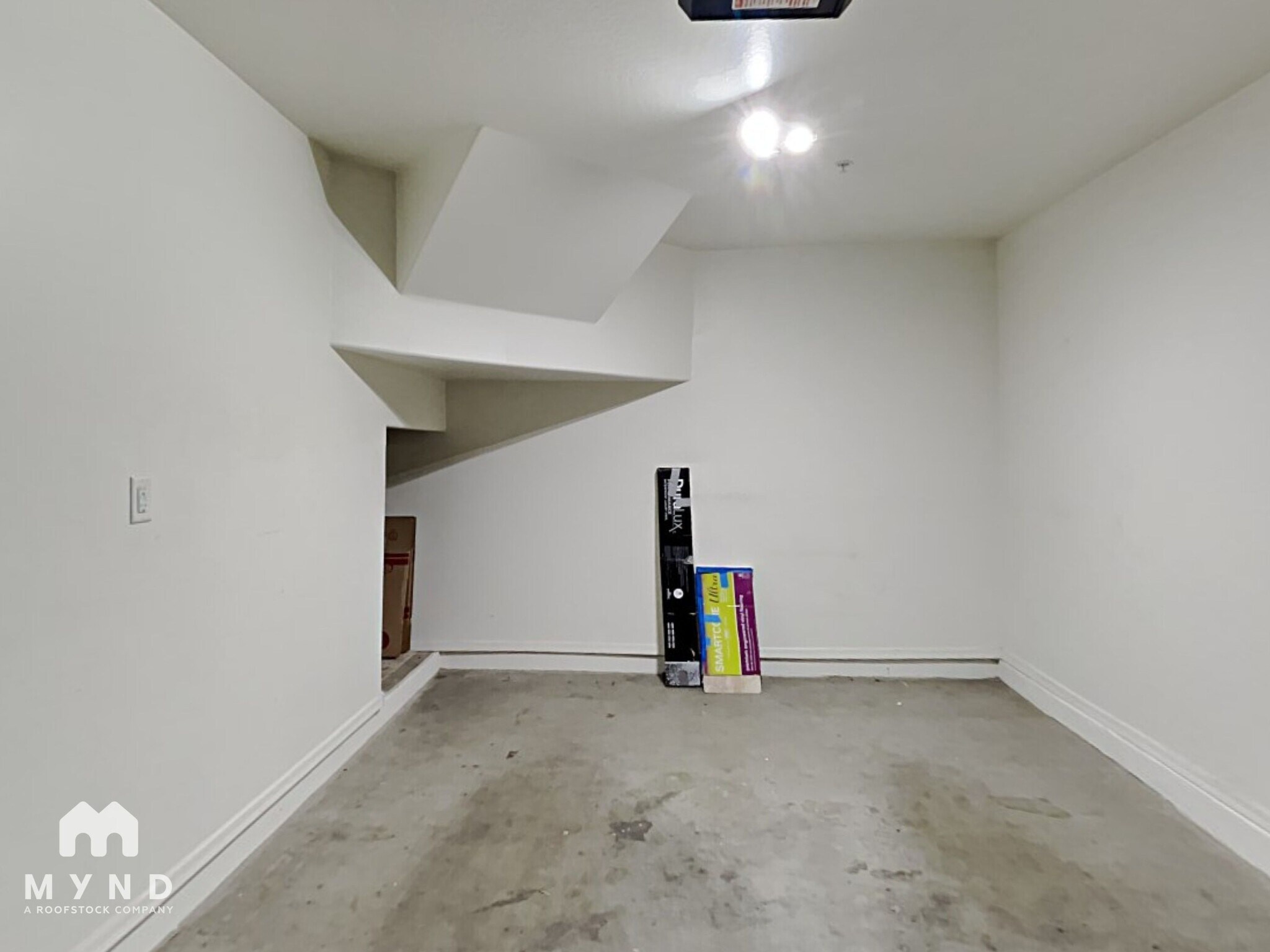 Building Photo - 1409 N 81st Dr