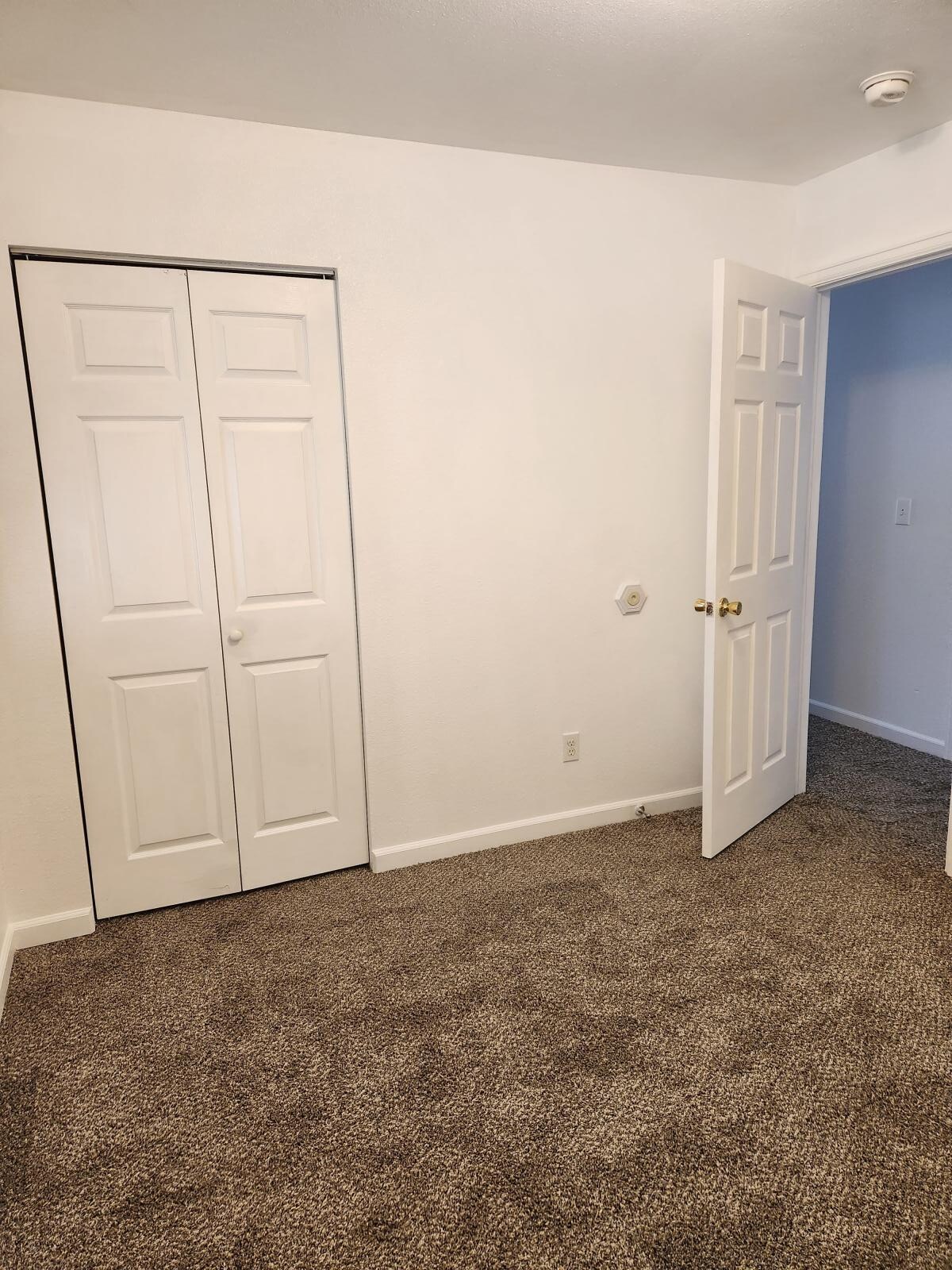 Bedroom 2 Closet - 525 N Diamond Ave