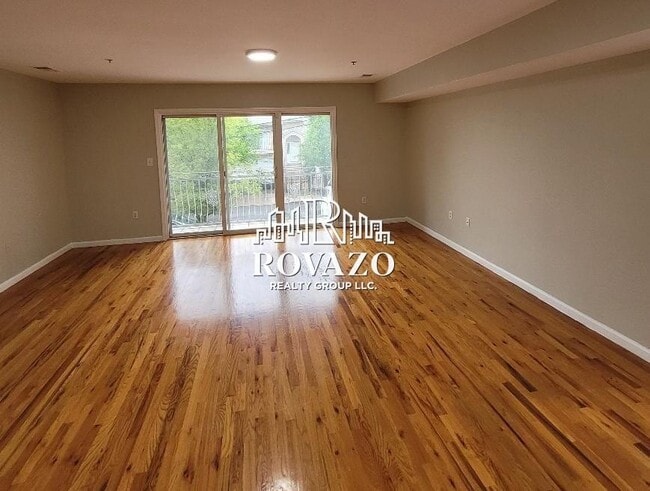 Building Photo - 63 Voorhees St