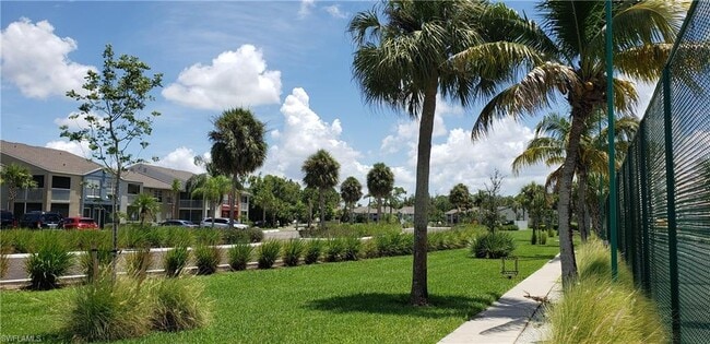 Building Photo - 194 Santa Clara Dr