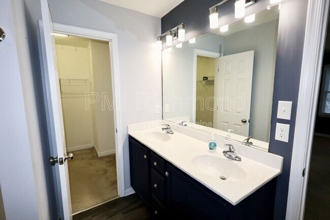 Building Photo - 15831 Haggis Dr