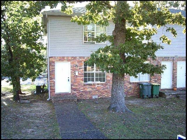 Primary Photo - 1805 Sanford Dr