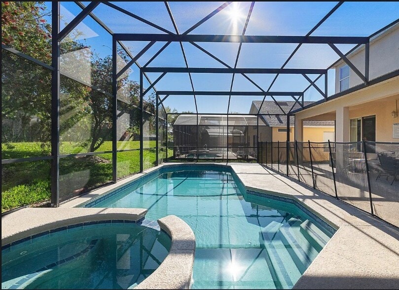 Building Photo - 2646 Emerald Island Blvd