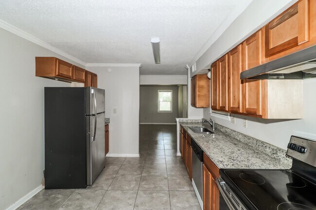 Building Photo - 6247 Brightwood Cove