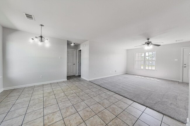 Building Photo - 2308 Red Baron Dr