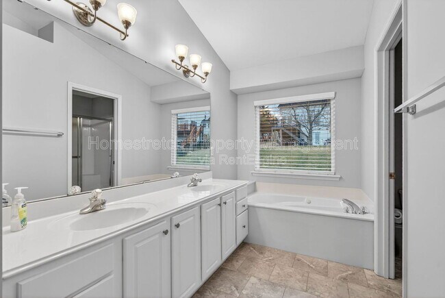 Building Photo - 1609 Valley Hill Ct