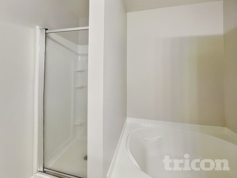 Building Photo - 4976 Mt Hope Dr