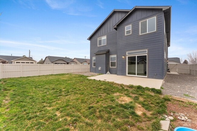 Building Photo - 513 Stanley Lake St