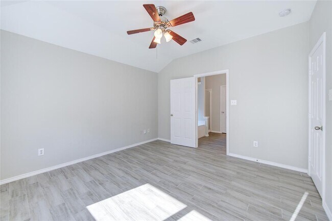 Building Photo - 1743 Vander Wilt Ln