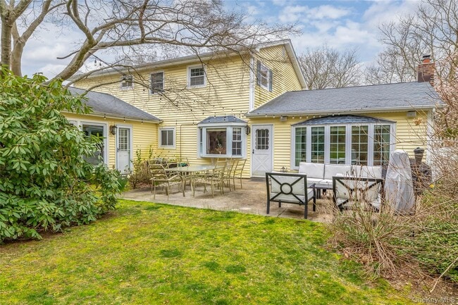 Building Photo - 44 Frazer Dr