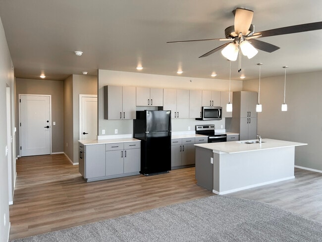 Brand New Building - Now Leasing! Visit UHVSF.COM