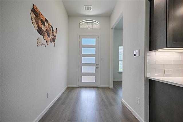 Building Photo - 3511 Clara Dr