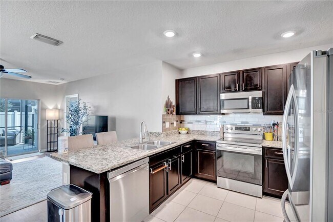 Building Photo - 32705 Brooks Hawk Ln