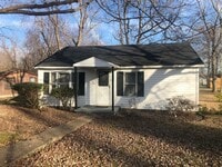 Building Photo - Cute 2 Bedroom Home in Herrin