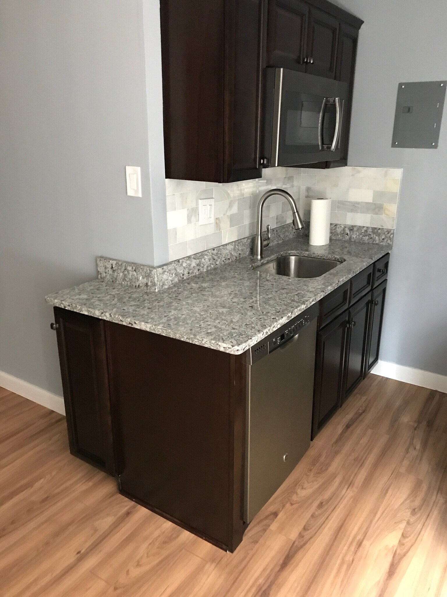 Building Photo - 950 25th St NW