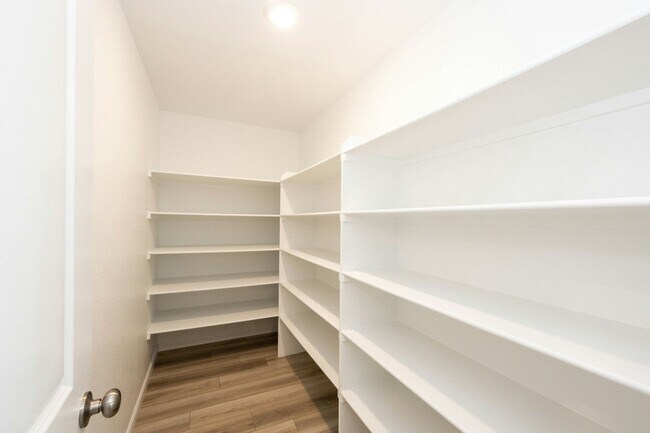 Building Photo - 17606 Dandy Brush Dr