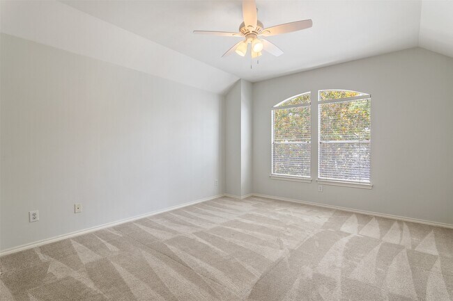 Building Photo - 1809 Genesee St