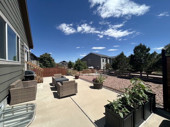 Building Photo - 10932 Checo Wy