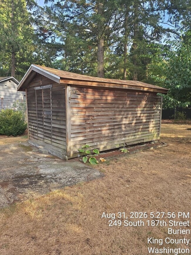 Building Photo - 249 S 187th St